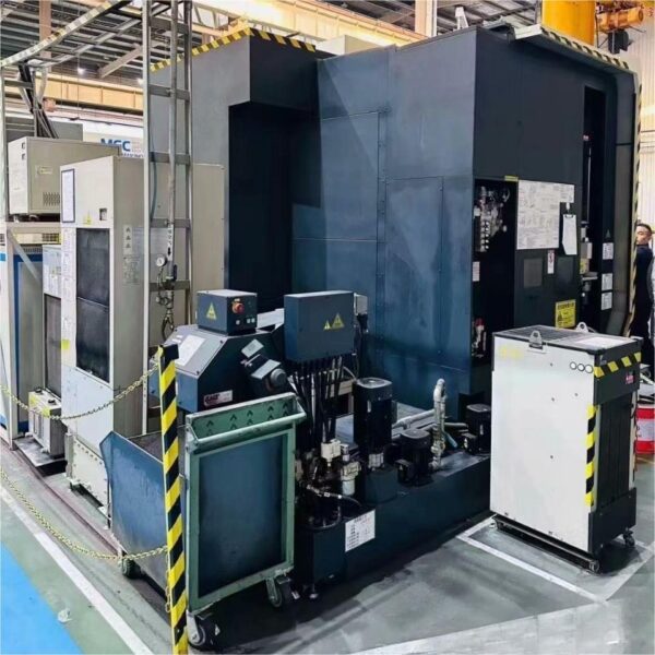 Горизонтальный обрабатывающий центр MAKINO D500 для