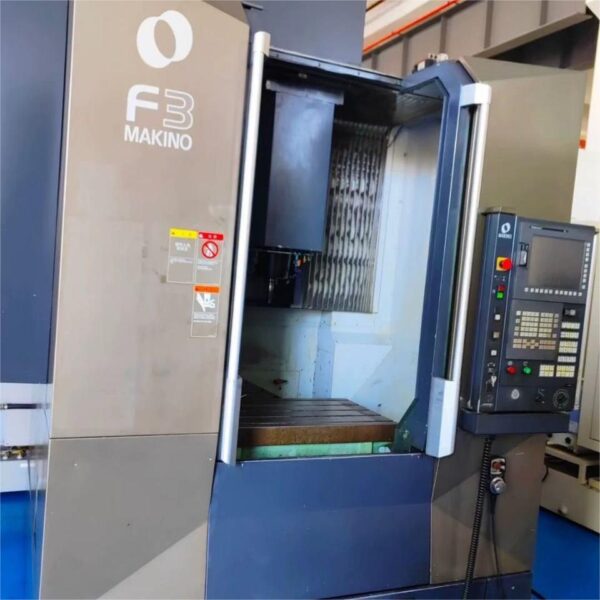 Вертикальный обрабатывающий центр MAKINO F3