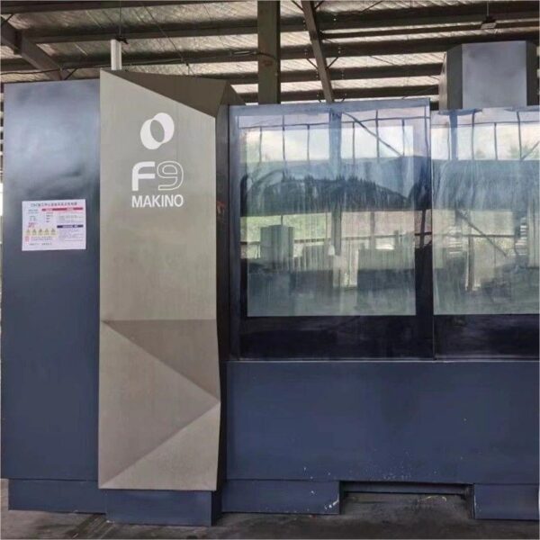 MAKINO F9 Vertical Machining Center