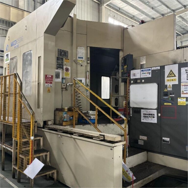 Centro de mecanizado horizontal MAKINO MCD2516 (