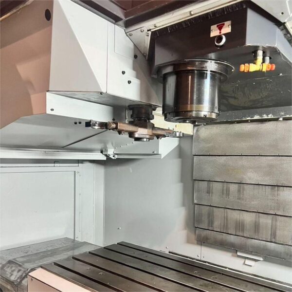 MAKINO PS95 Vertical Machining Center