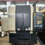 Centro de Usinagem MAKINO SNC-64