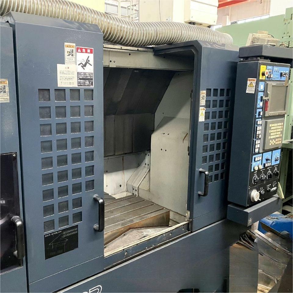 MAKINO V33 Machining Center (2) MAKINO V33 Machining Center