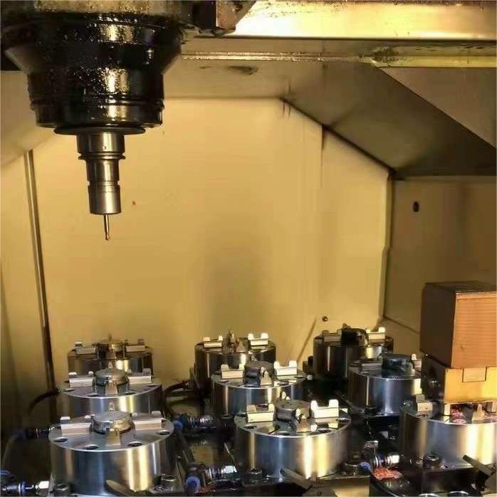 MIKRON HSM700 Machining Center