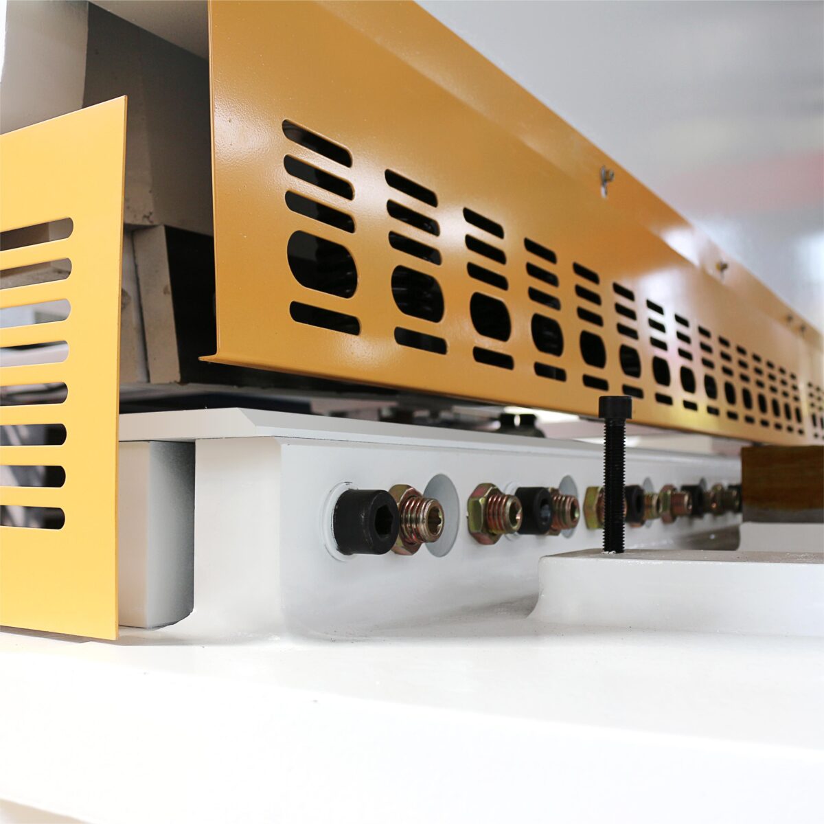 HARSLE QC12K-16X4000 Shearing Machine