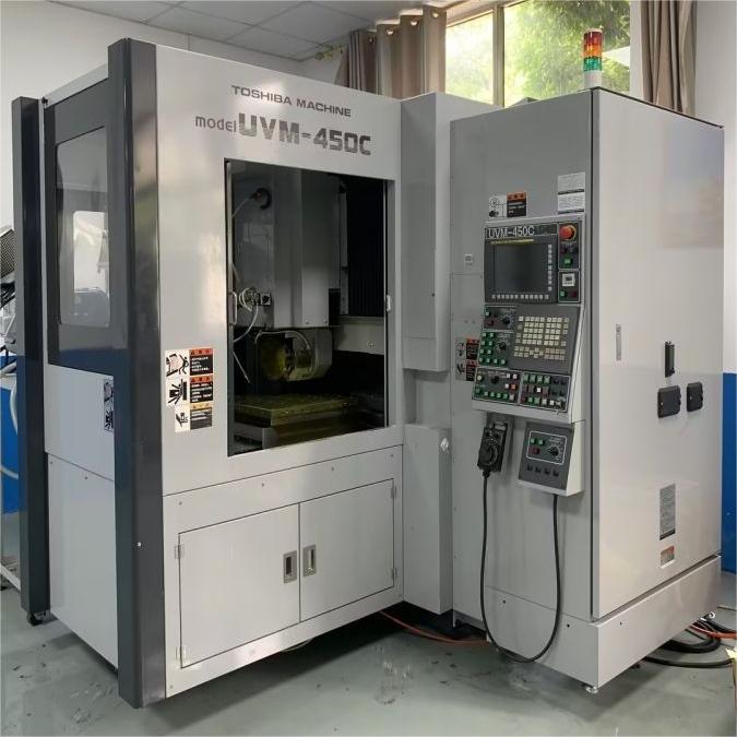 Обрабатывающий центр TOSHIBA UVM-450
