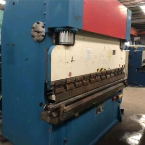 Presse plieuse VIGERT 250T2500