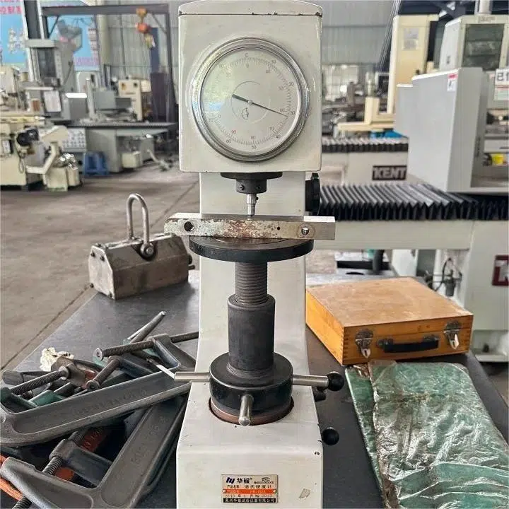 VIGERT HR-25A Hardness Testing Machine VIGERT HR-25A Hardness Testing Machine