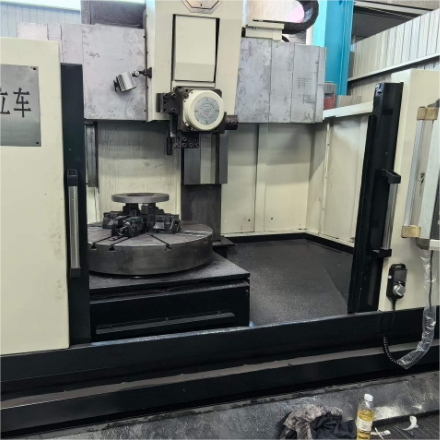 Máy tiện CNC đứng YM-CK5112E