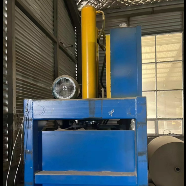 YD-40 Verital Scrap Metal Baler