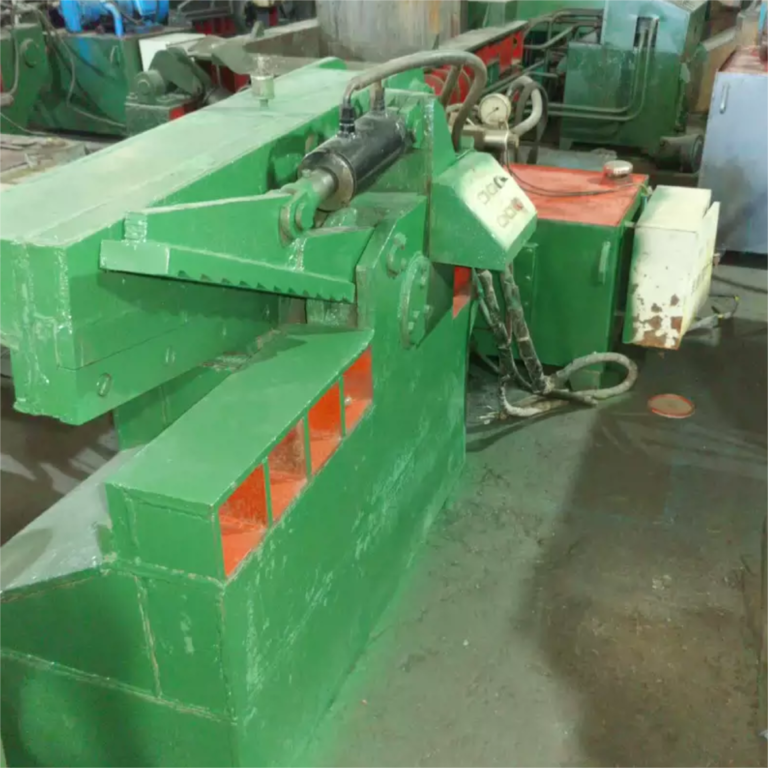Q43-300T Hydraulic Shear Press