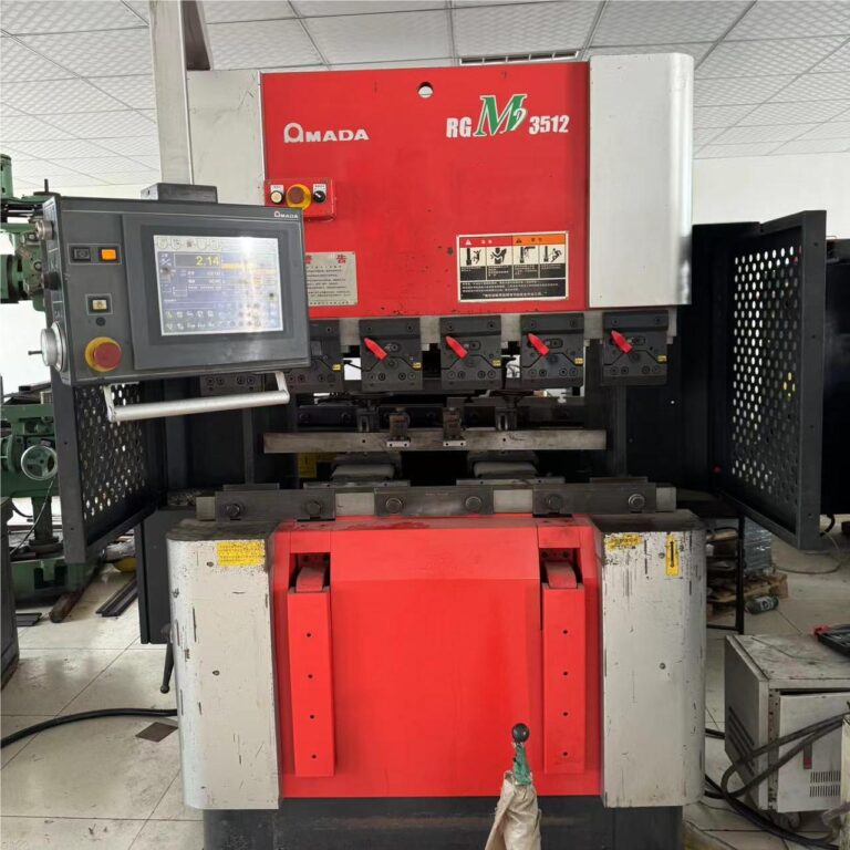 Plieuse AMADA RG 3015