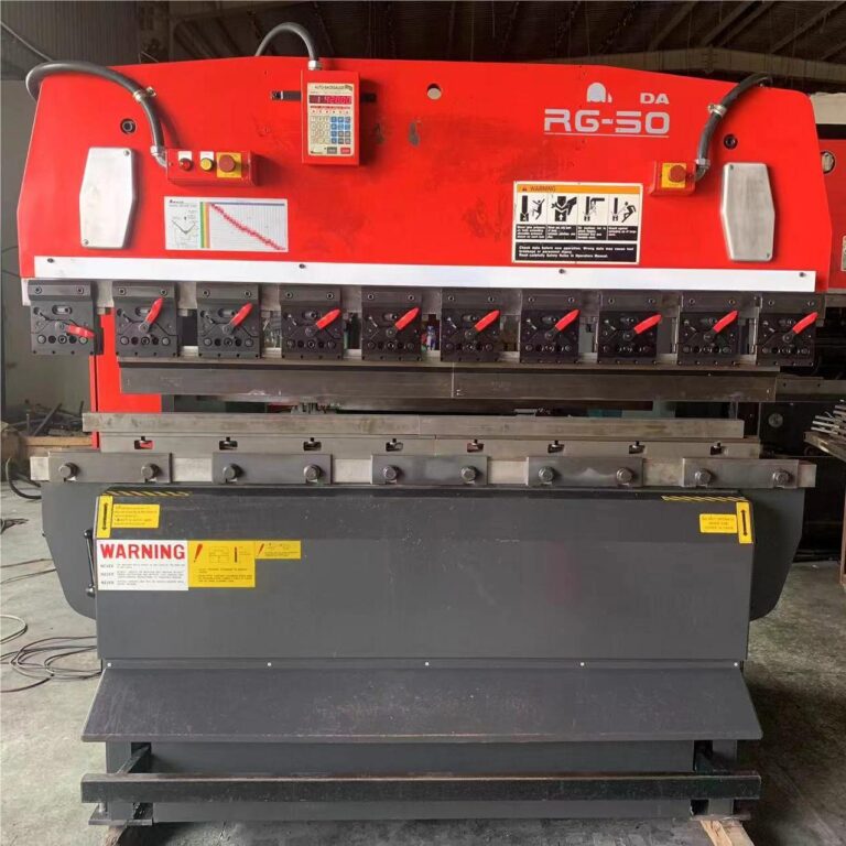 Plieuse AMADA RG50