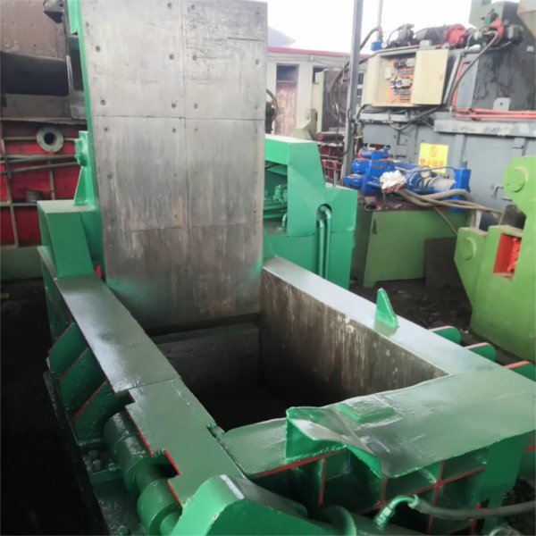 Y81D-200T Hydraulic Copper Pressing Machine