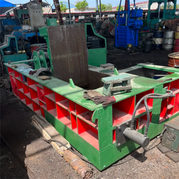Y81D-250T Hydraulic Rebar Pressing Machine