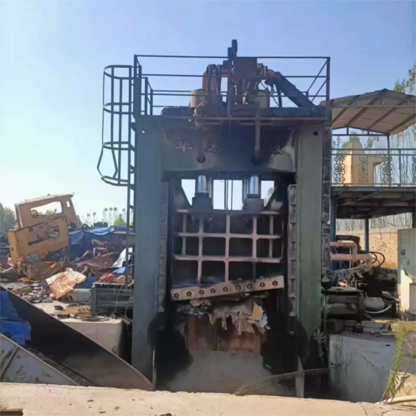 800T Ferrous Scrap Processing Shear
