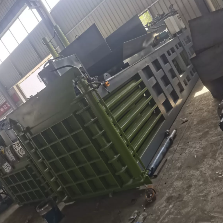 M-160 Paper Recycling Compactor
