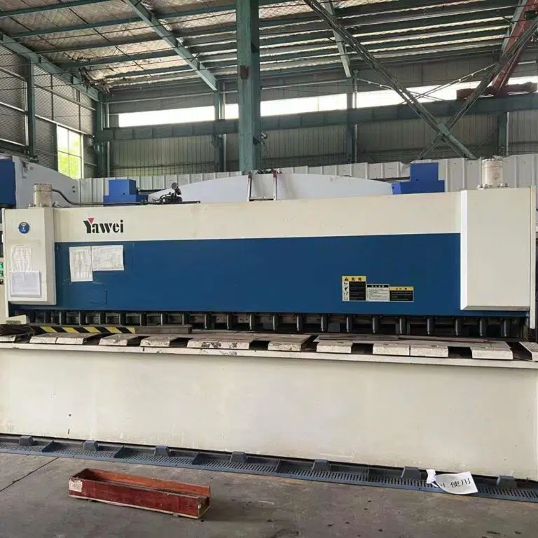 Б/у YAWEI Cut Line Shearing 640