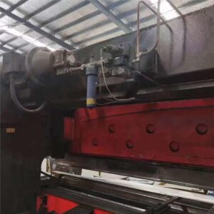 Used YANGLI 250T4000 Press Brake 