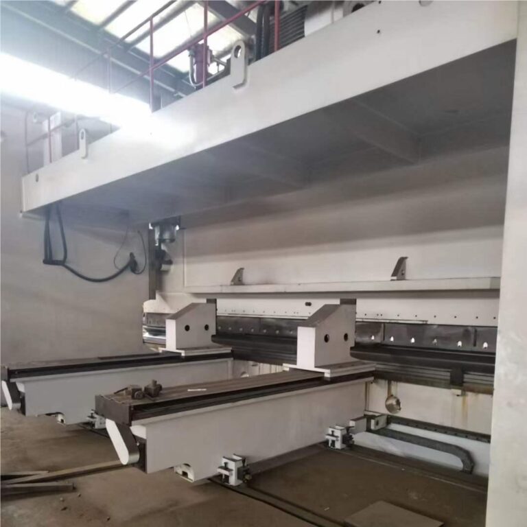 YAWEI 1200T8200 Press Brake