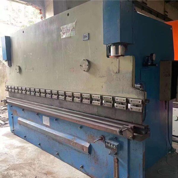 125T4000 Press Brake E21