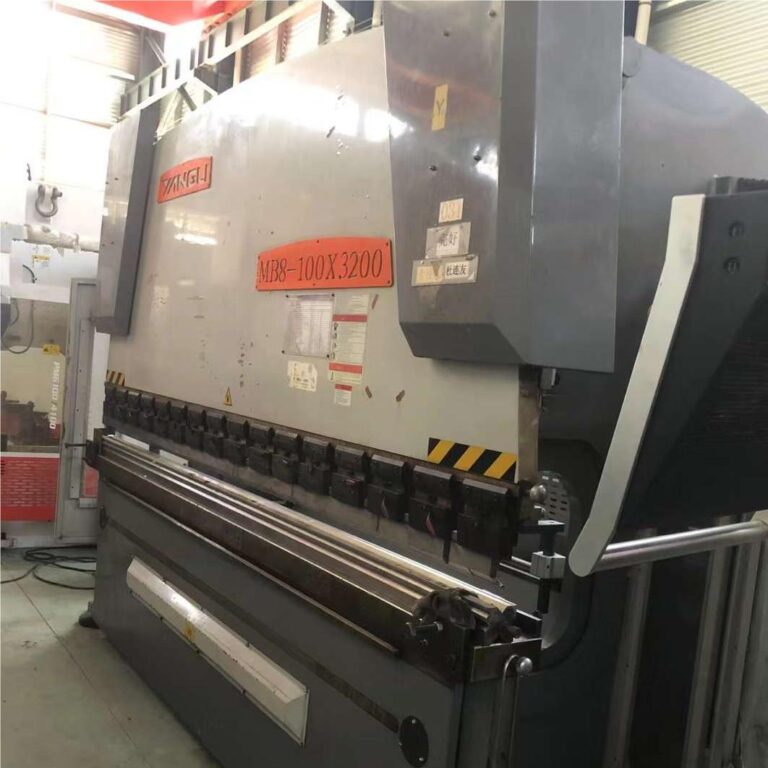 YANGLI 100T3200 DA66T Bending Machine