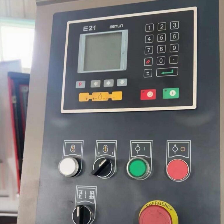 مكبس الثني YAWEI 300T4000 E21