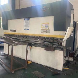 DERATECH OAM 160T4100 Plate Bender