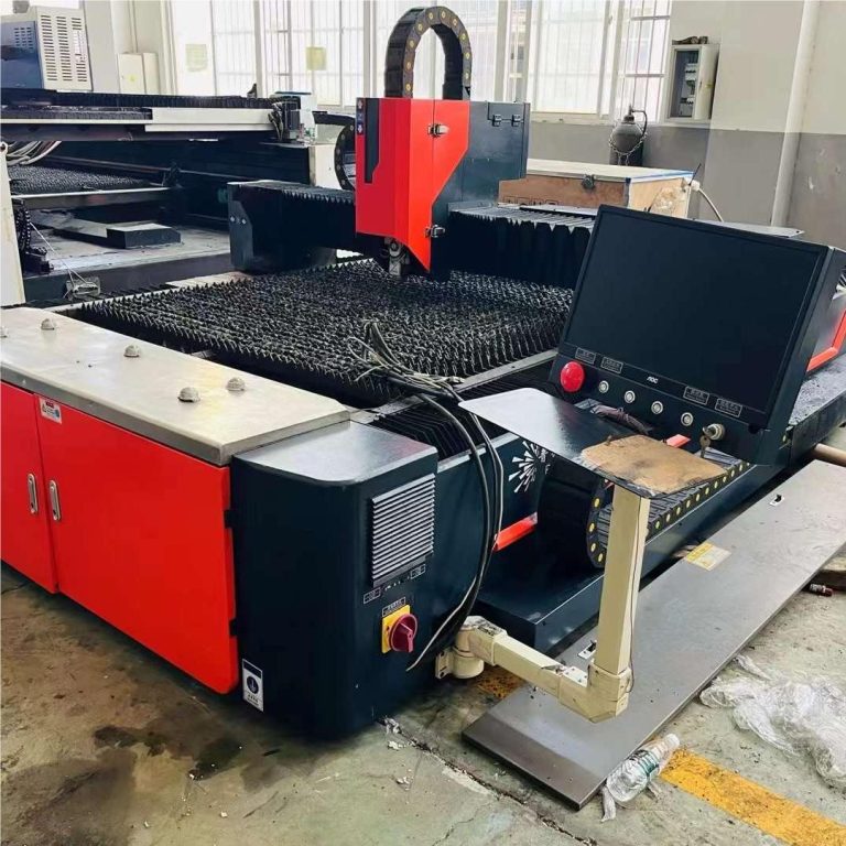 VIGERT F3015 3000W Laser Cutter