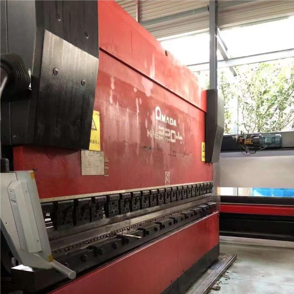 مكبس AMADA HFE2204
