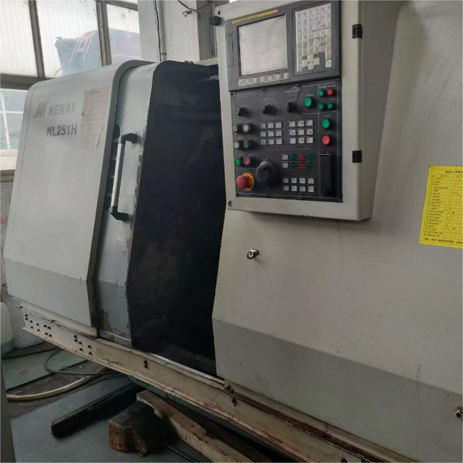 مخرطة CNC عمودية NL251H