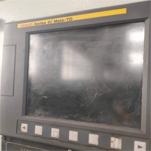 مخرطة CNC عمودية NL251H