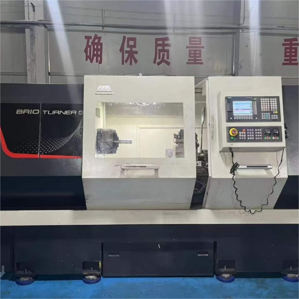 BRIOTURNEPER5 Durable Lathe