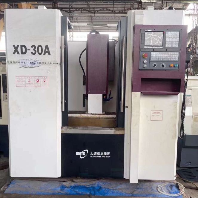 XD-30A CNC Plain Horizontal Mill