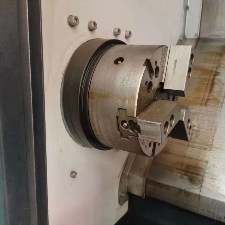 ETC3675 CNC-Drehmaschine mit Stabilisator