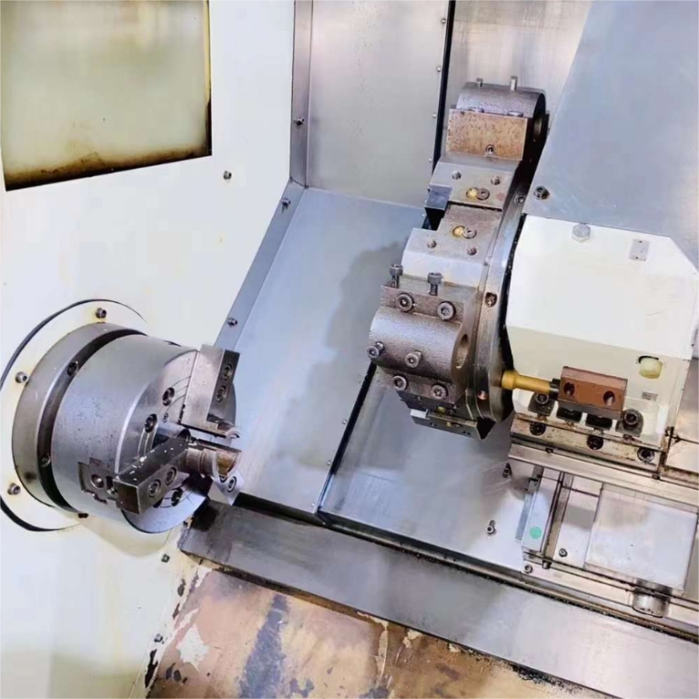 Torno CNC duradero C25