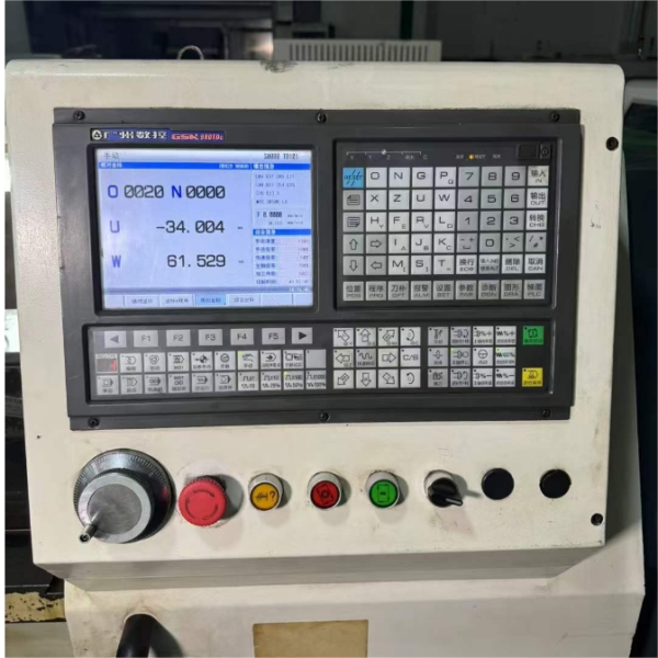 เครื่องกลึง CNC แบบคงที่ รุ่น K410nX1000
