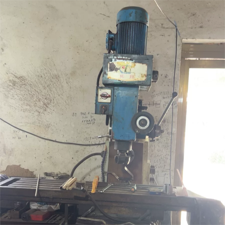 DG-30B Upright Milling Machine