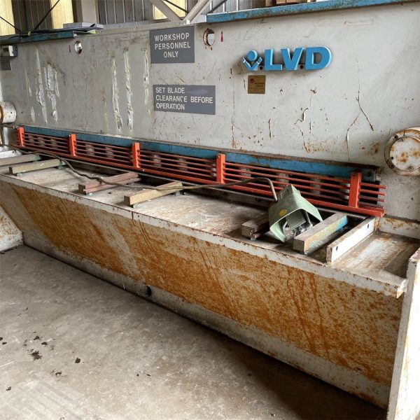 Cisaille LVD HST 6X2500