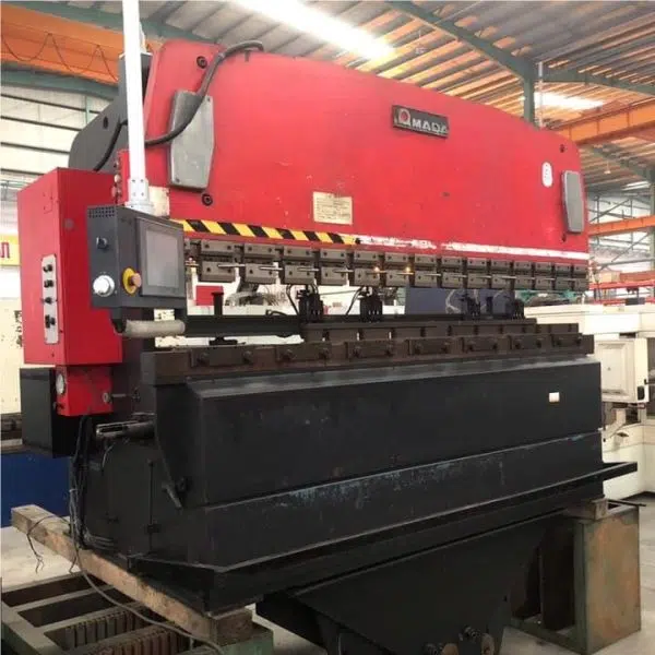 AMADA RG110 Press Brake