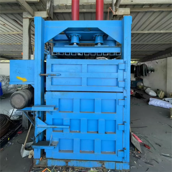HUAHONG Metal Chip Compactor 120Ton