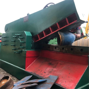 135T Demolition Shear