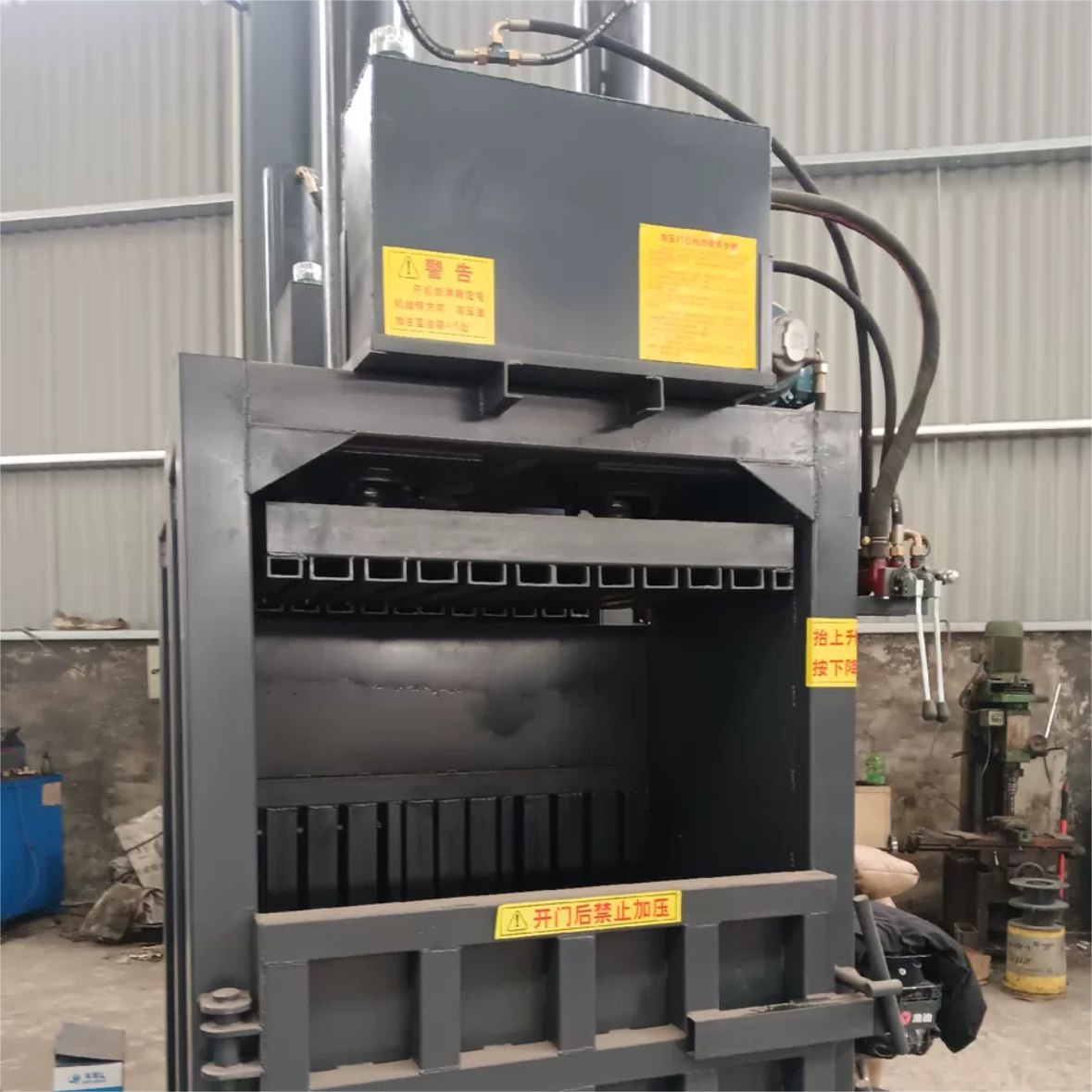 YD-300 Verital Scrap Metal Briquetting Press YD-300 Verital Scrap Metal Briquetting Press