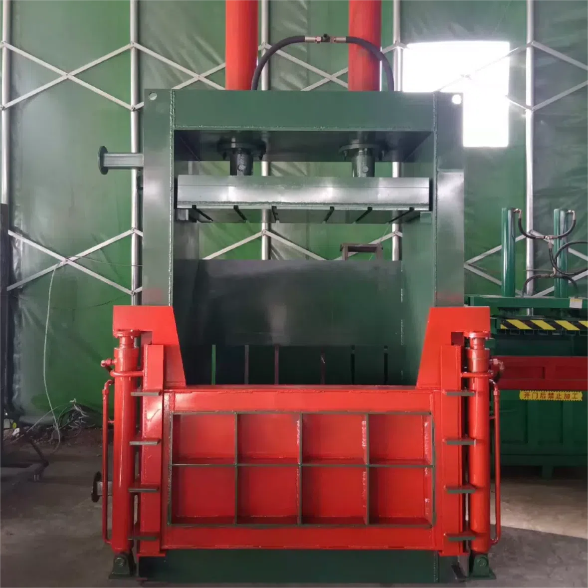 100T Vertical Metal Baler Machine 100T Vertical Metal Baler Machine
