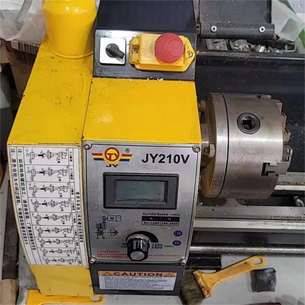 YJ210V Lathe