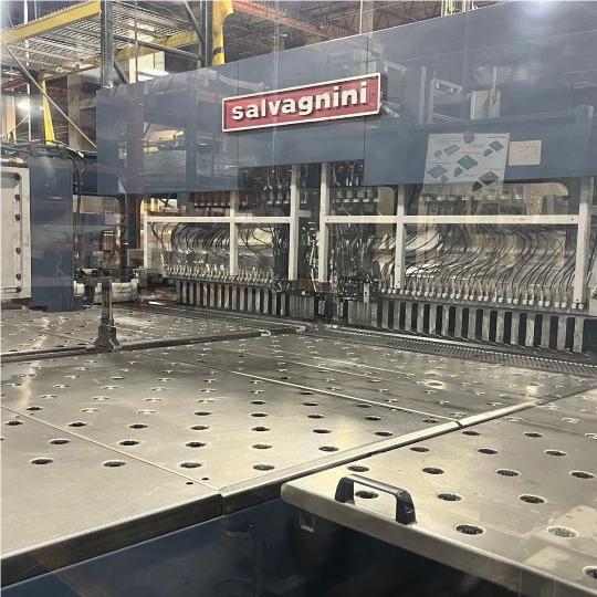 SALVAGNINI P4 2512 เครื่องดัดแผง