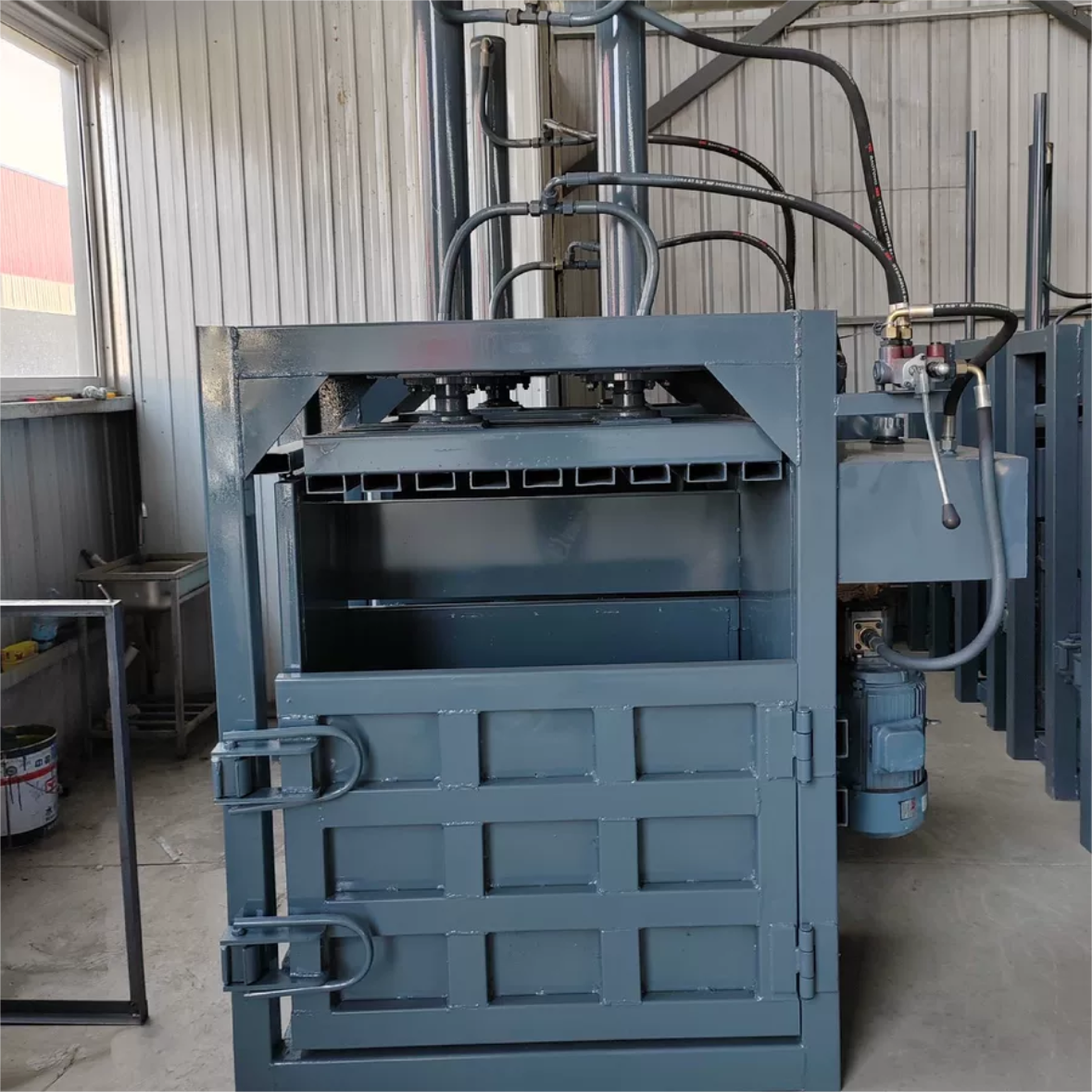 Mașină de fabricat blocuri metalice Verital 40T Mașină de fabricat blocuri metalice Verital 40T