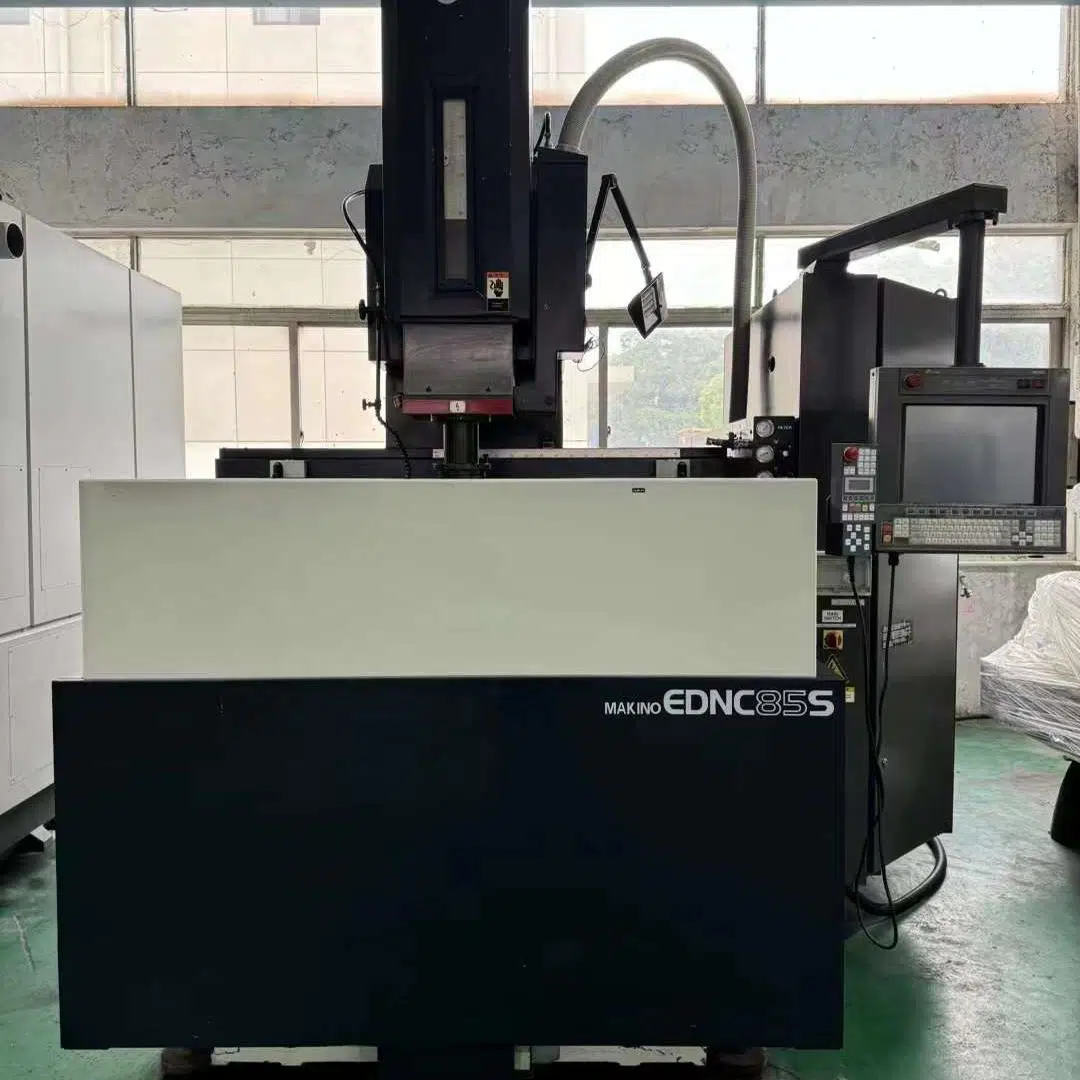 Used MAKINO Sinker EDM EDNC85S Used MAKINO Sinker EDM EDNC85S