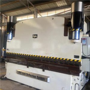 Presă de îndoit VIGERT 300T4200