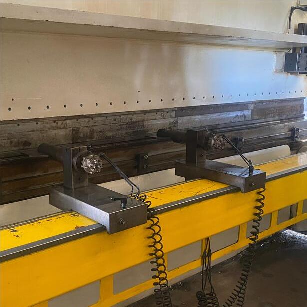 VIGERT 300T4200 Press Brake